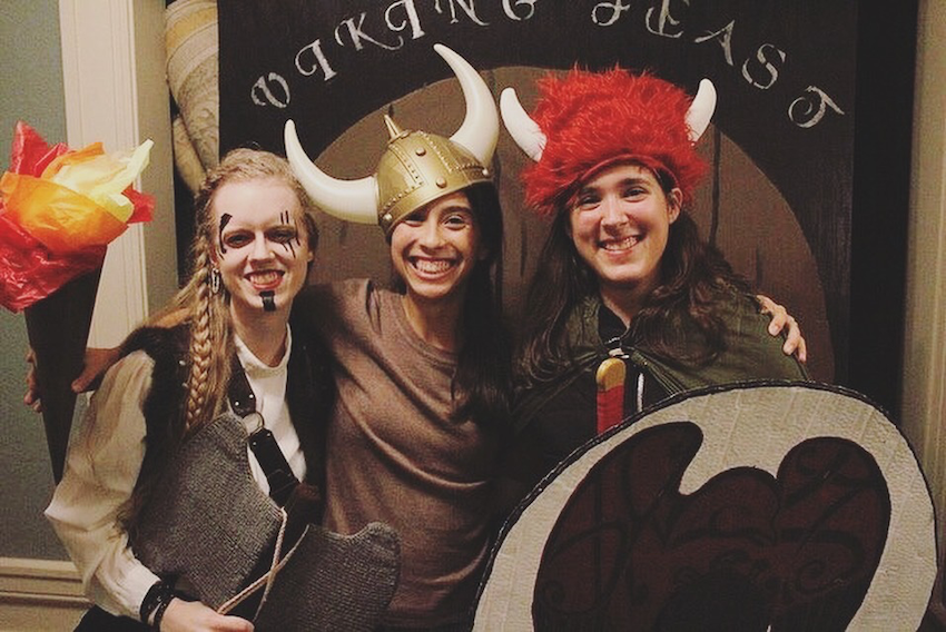 Honors College students at annual Viking Feast