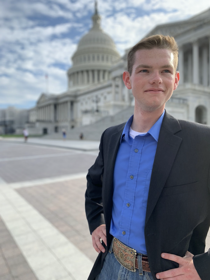 Honors student Wade Yoder interned in Washington D.C.